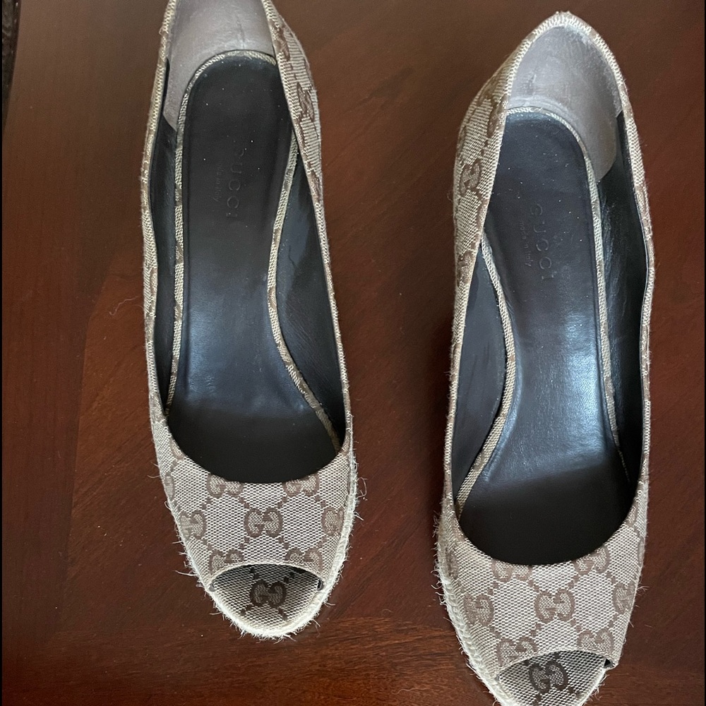 Gucci platform